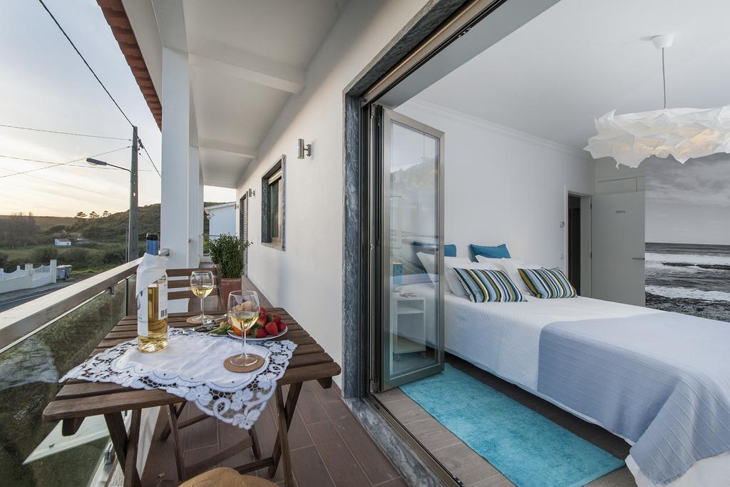 Beachouse - Surf, Bed & Breakfast Ericeira Quarto foto