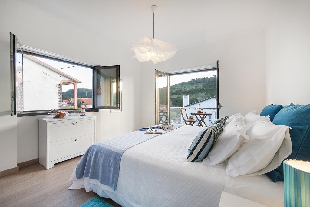 Beachouse - Surf, Bed & Breakfast Ericeira Quarto foto
