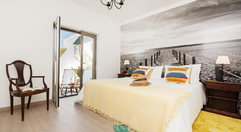 Beachouse - Surf, Bed & Breakfast Ericeira Quarto foto