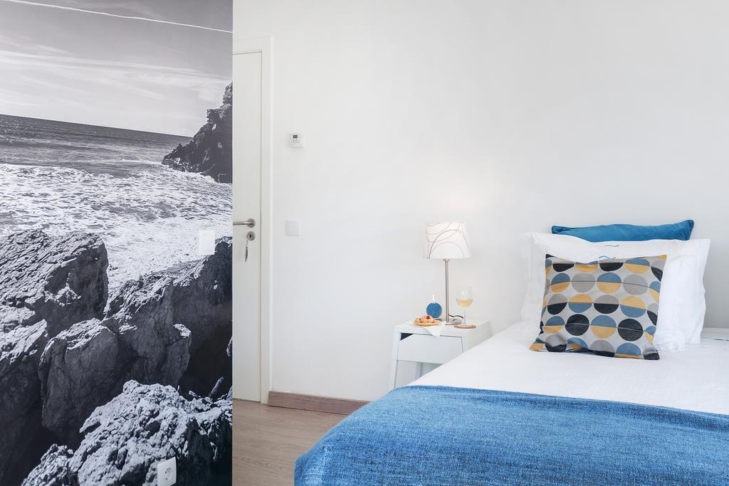 Beachouse - Surf, Bed & Breakfast Ericeira Quarto foto