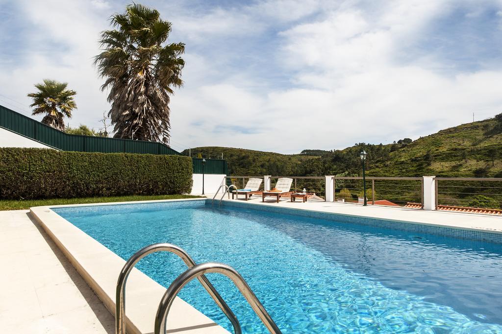 Beachouse - Surf, Bed & Breakfast Ericeira Exterior foto