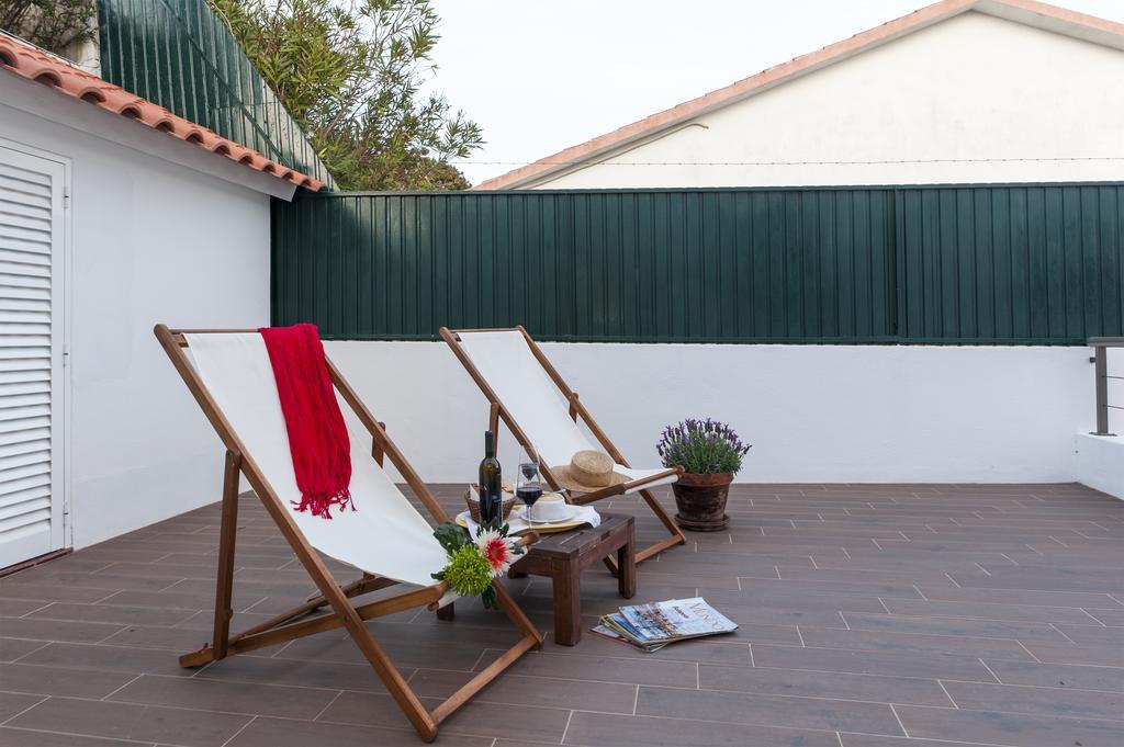 Beachouse - Surf, Bed & Breakfast Ericeira Quarto foto